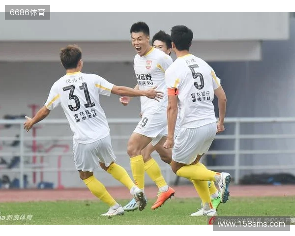 老兵不死!37岁谭龙中国顶级联赛出场200场,其中亚泰193场进87球